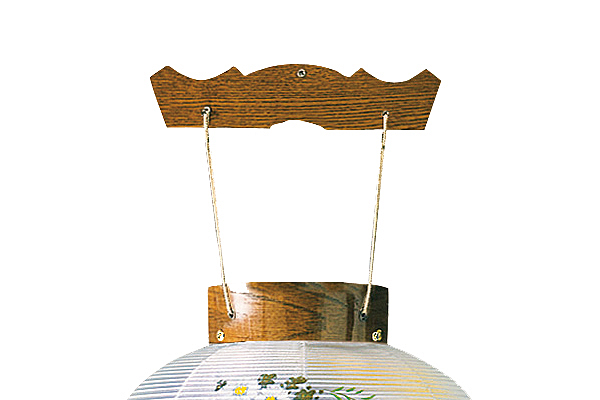 家紋入れ無料の木製御所デザイン盆提灯。送料無料・伝統的な二重絵入りが魅力です。