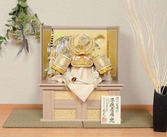 No.502-94 五月人形 実際にかぶれる 30号 徳川家康 子供着用兜 虎屏風  白木